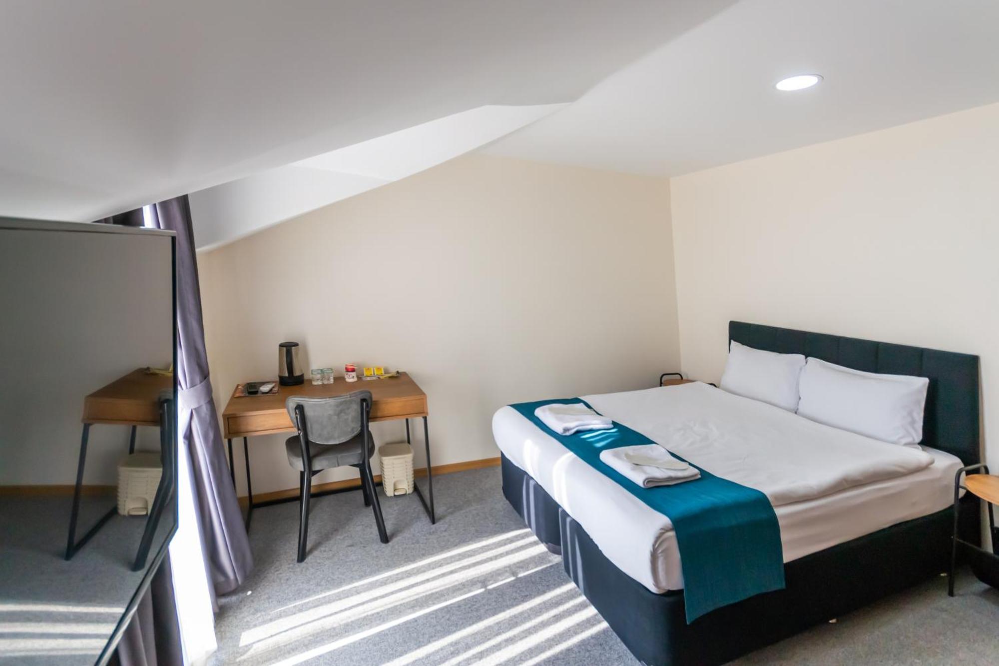 New Garden Airport Hotel Arnavutkoy ภายนอก รูปภาพ